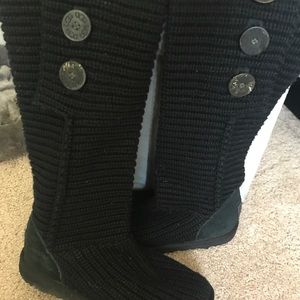 Ugg Cardy Boots Black size 8